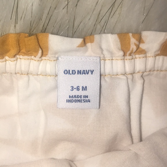 Old Navy | yellow/white sleeveless romper | 3-6 M - Picture 2 of 4